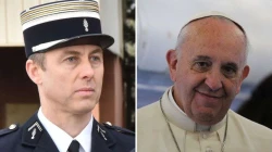 Oberstleutnant Arnauld Betrame, der sein Leben für das einer Geisel anbot, und Papst Franziskus, der den "Held von Trèbes" würdigte. / Arnaud Beltrame: Gendarmerie National / Papst Franziskus: Alan Holdren (CNA)