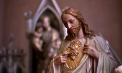 Jesus-Statue / Jonathan Dick OSFS / Unsplash