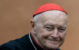 Theodore McCarrick, als er noch ein Kardinal der Kirche war, am 11. März 2013 im Vatikan / Johannes Eisele/AFP/Getty Images
