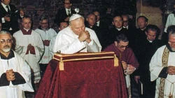 Papst Johannes Paul II. im Heiligtum von Loreto  / Heiligtum Loreto