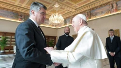 Papst Franziskus empfängt den kroatischen Präsidenten Zoran Milanović im Vatikan, 15. November 2021.
 / Vatican Media