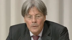 Rechtsanwalt Ulrich Wastl / screenshot / YouTube / phoenix